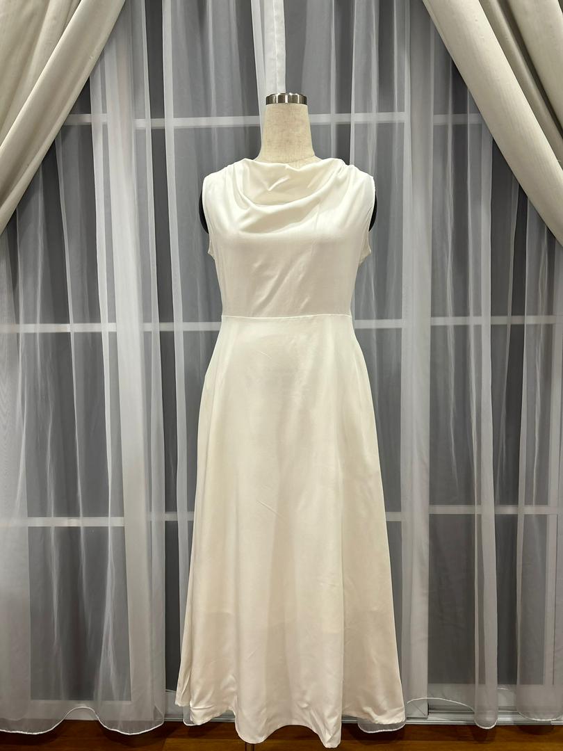 Ophelia | Sleeveless Long Dress with Draped Collar